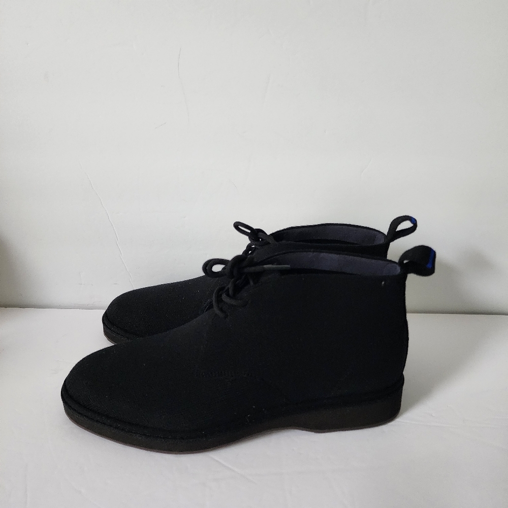 New in box! Rothy’s The Chukka Boot - size 10 Black